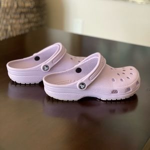 Crocs Lavender/Purple Size 7.
